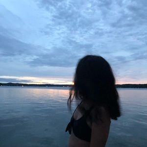 Meet your Posher, Gia